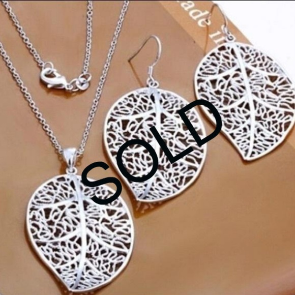 Jewelry - ✨Silver Plated Leaf Shaped Jewelry Set ✨